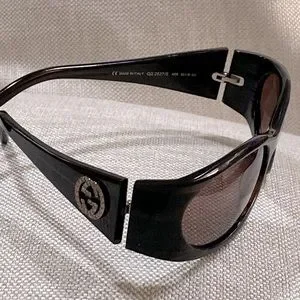 Gucci | Accessories | Gucci Brown Sunglasses Gg Logo On  display picture 3